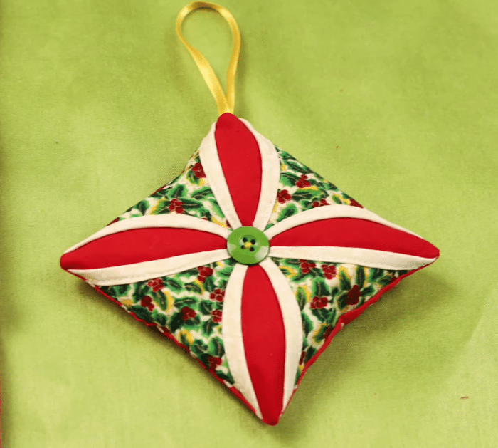 Diy fabric christmas ornaments