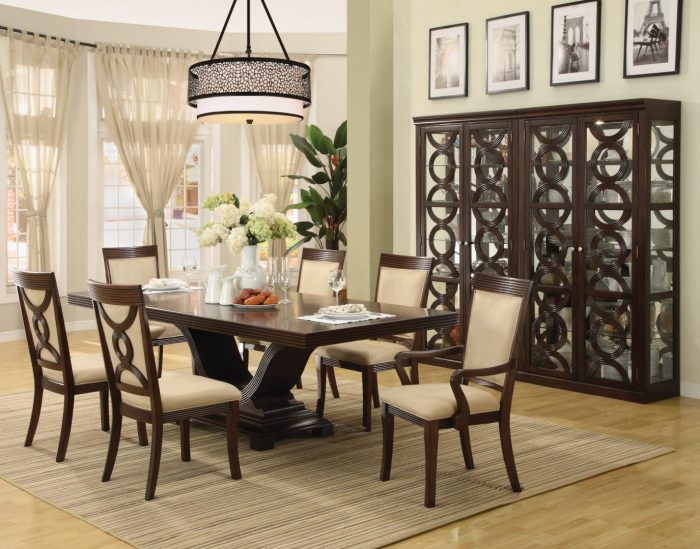 Dining table decor ideas