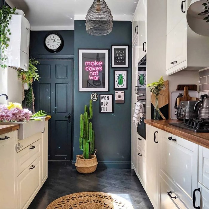 Brown and black kitchen decor