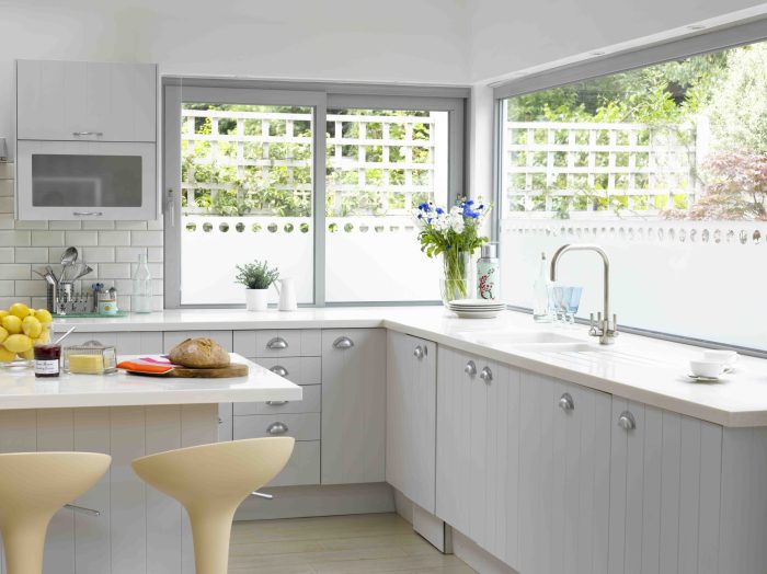 Kitchen windowsill decor ideas