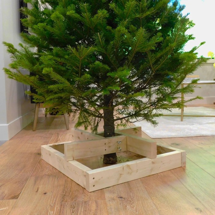 Diy christmas tree base