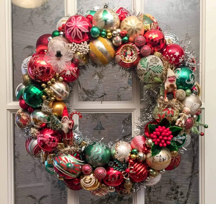 Christmas wreath ornaments diy