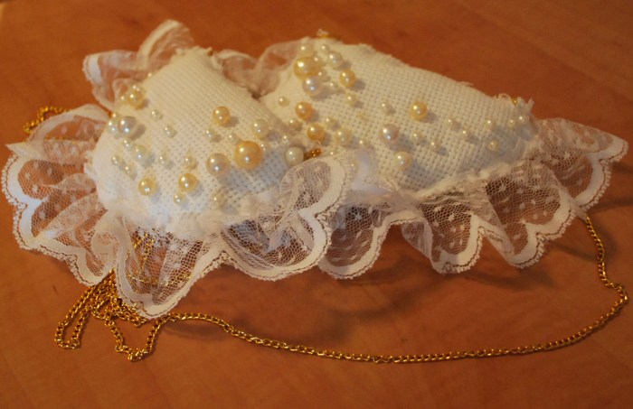 Wedding dress shoulder pads